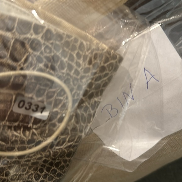 I.AM.GIA Seala Crop Top Size Medium - Picture 16 of 16